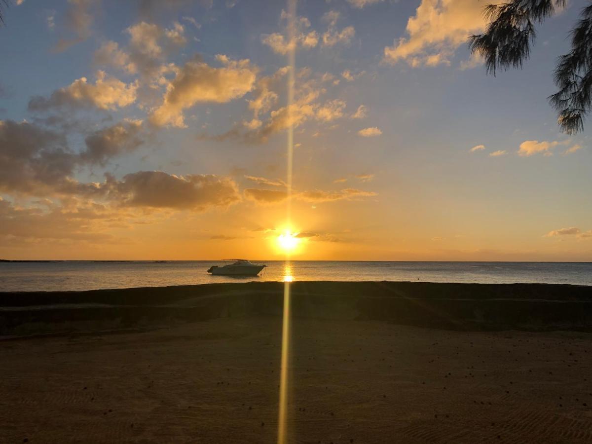 Our Island Home 5 Mins Walk To Beach Flic-en-Flacq 外观 照片